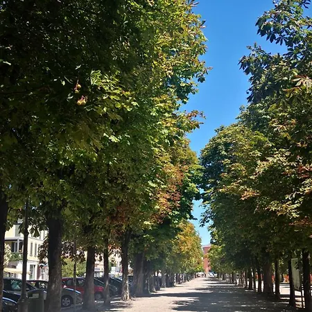 Residenza Esse Semesterbostad Angera