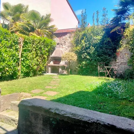Semesterbostad Residenza Esse Angera